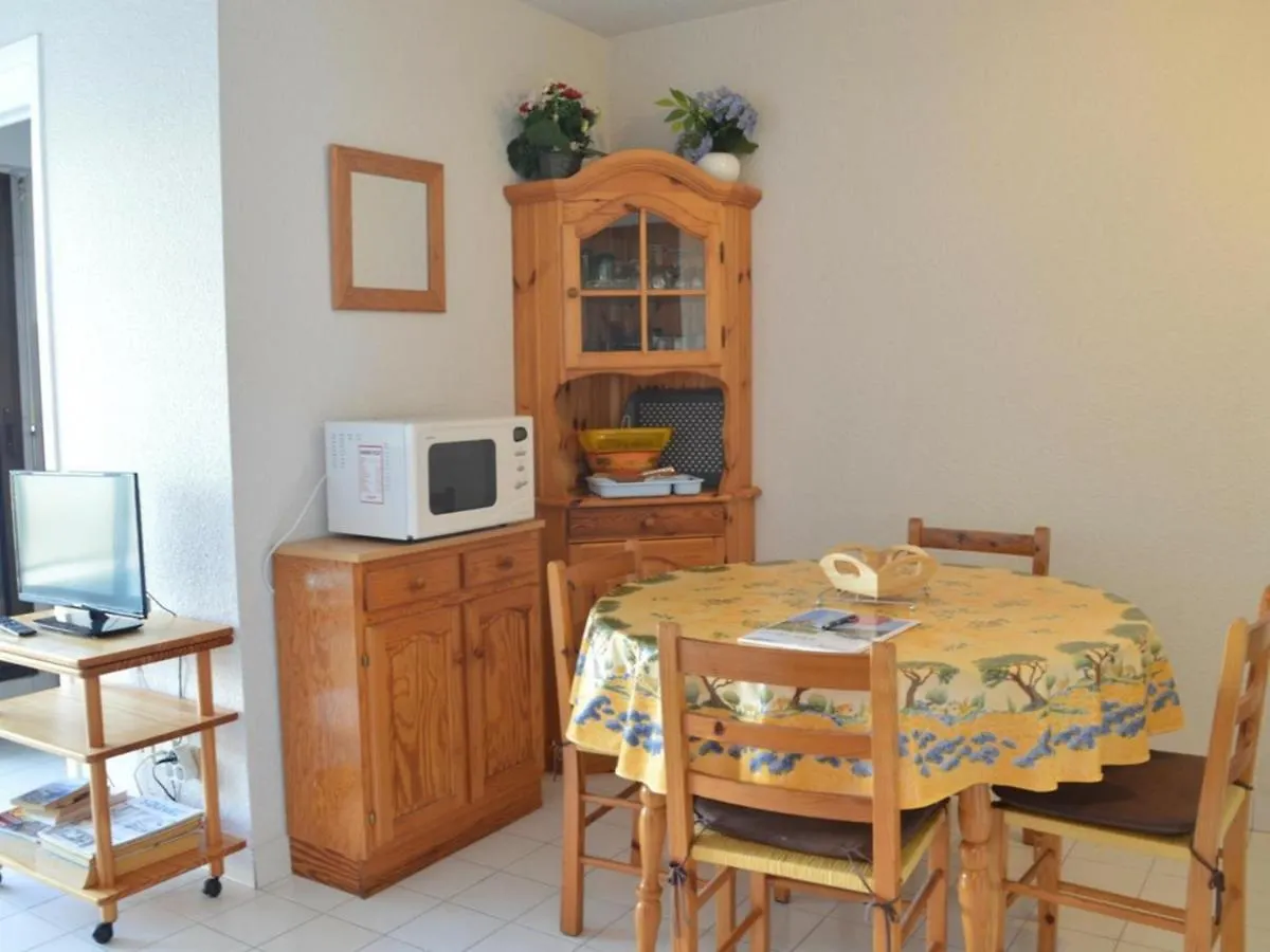Studio Cabine Bord De Mer, 4 Pers, Terrasse, Res. Calme - Fr-1-226A-57 Frejus 0*,  France
