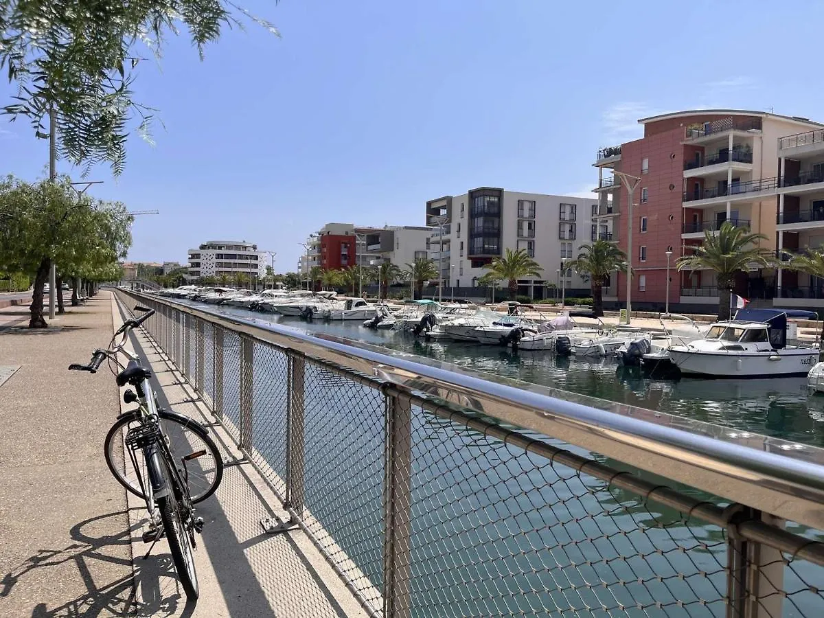 Studio Cabine Bord De Mer, 4 Pers, Terrasse, Res. Calme - Fr-1-226A-57 Frejus Apartment