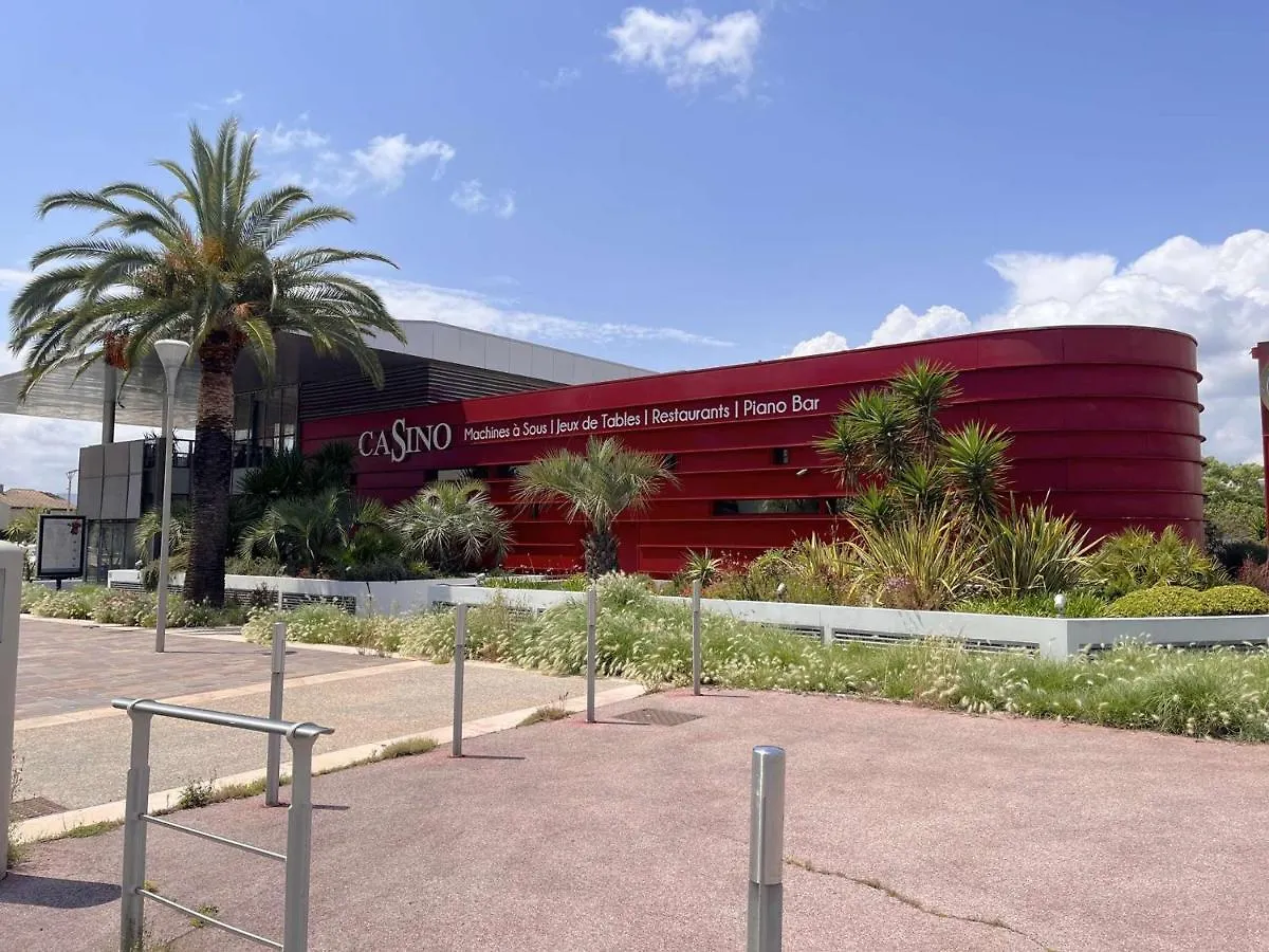 Studio Cabine Bord De Mer, 4 Pers, Terrasse, Res. Calme - Fr-1-226A-57 Frejus